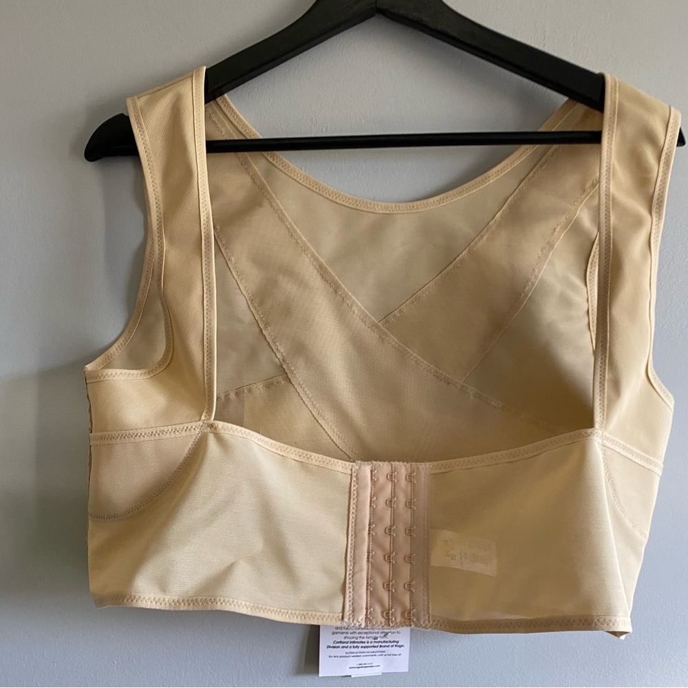 CORTLAND INTIMATES
Style 3002 | Shoulder Brace in beige size 3XL NEW